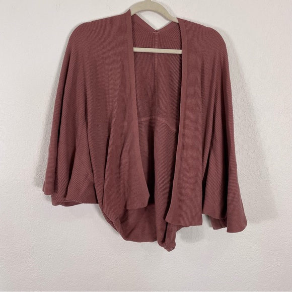 lululemon athletica Sweaters - Lululemon Dusty Pink Ribbed Short Sleeve Shawl Open Cardigan Sweater